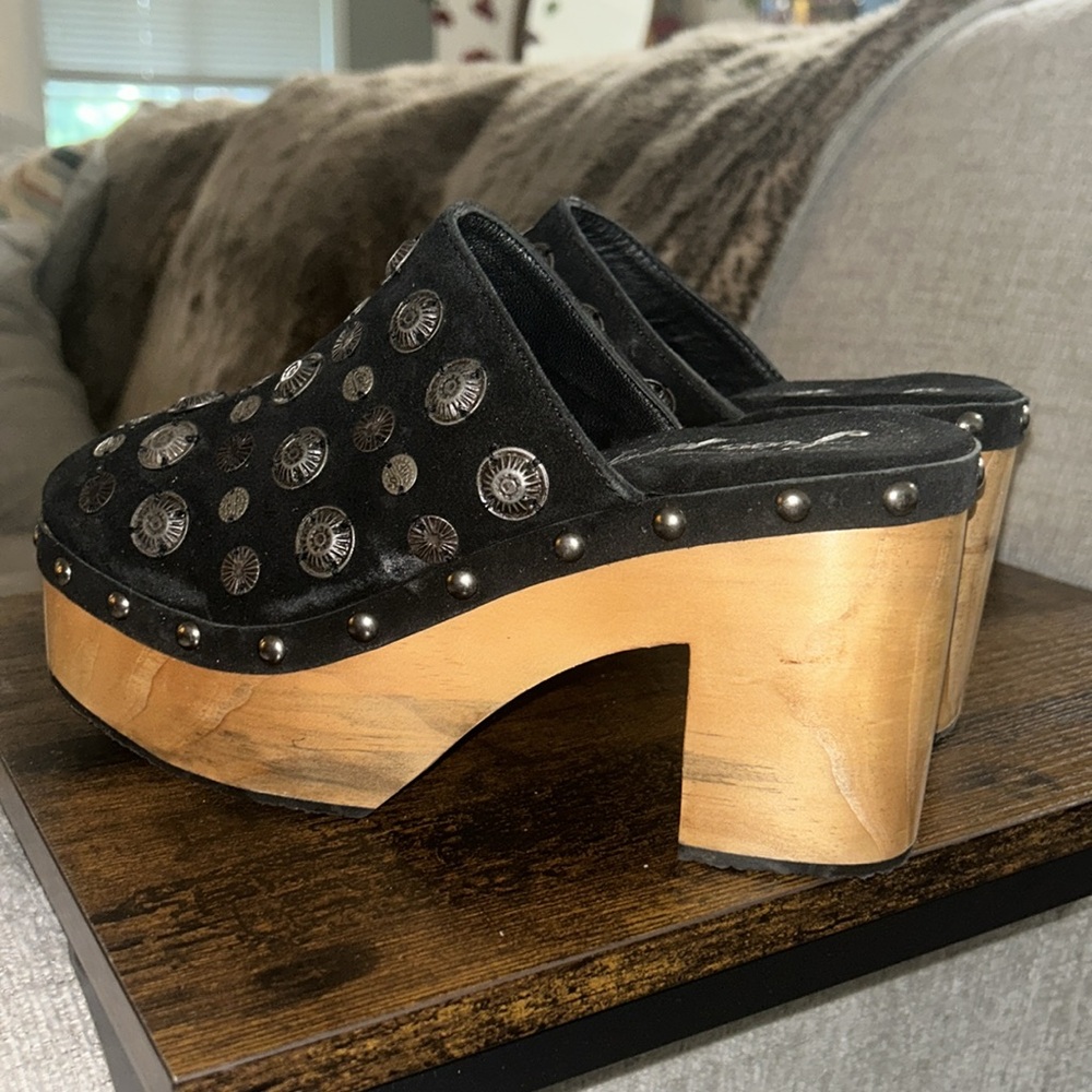 NEW Free People Claudia Clogs Slip On Suede Wooden Heels - Picture 4 of 6